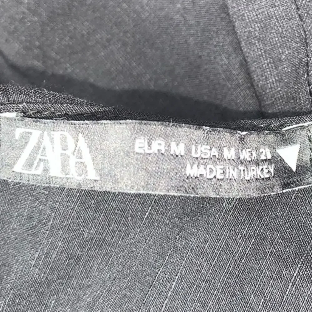 Zara Crop Top Long Sleeve Black Size M V-Neck Two Hidden Zippers